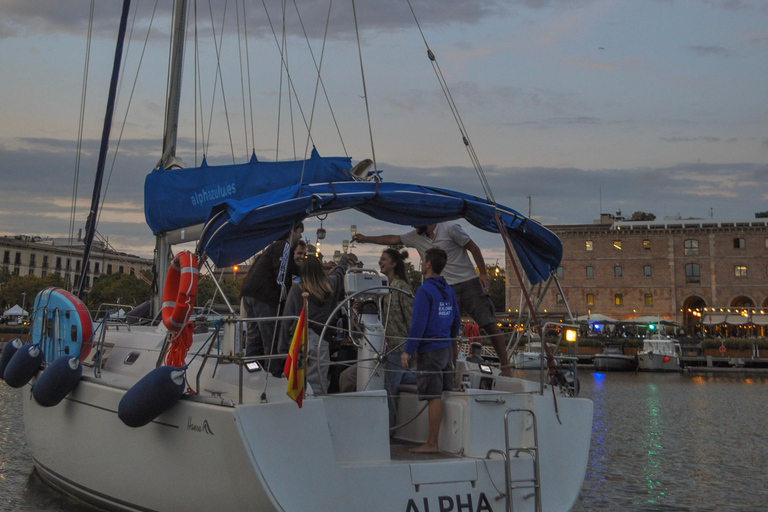 Barcelona: 2H Sailing with Open Bar, Snacks & Swim Stop