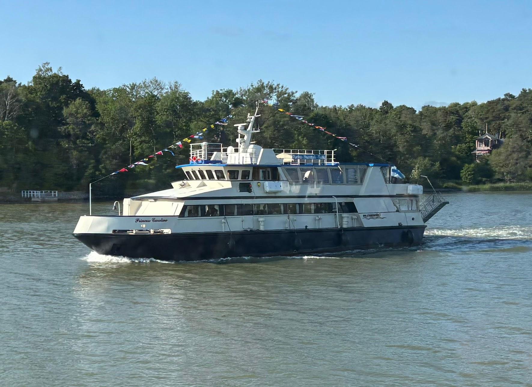 Turku: Bootsfahrt nach Naantali und zurück mit Lachssuppe