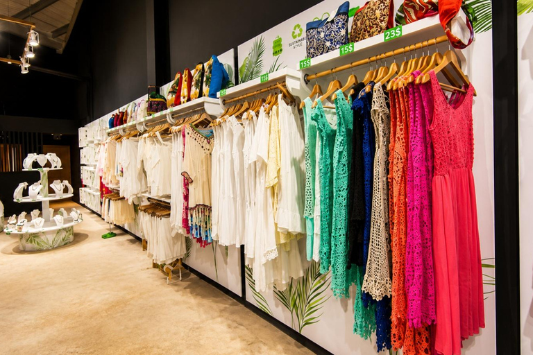Punta Cana: Souvenir Shopping & Rum Tasting Tour