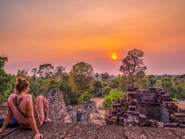 Angkor Wat: and Beyond Sunset at Bakheng Tour