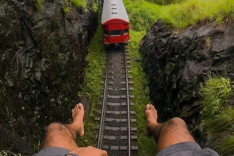 Kandy: Temple of Tooth, Train Ride, & Cave Waterfall Tour