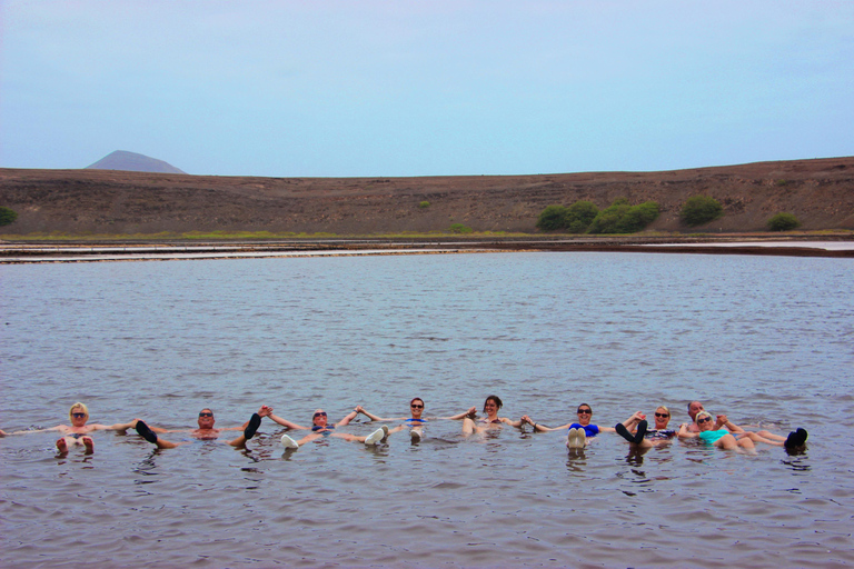 Sal Island: Small-Group Tour with Shark Bay & Blue Eye