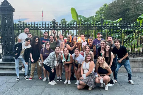 New Orleans: Festive French Quarter Frights Walking Tour