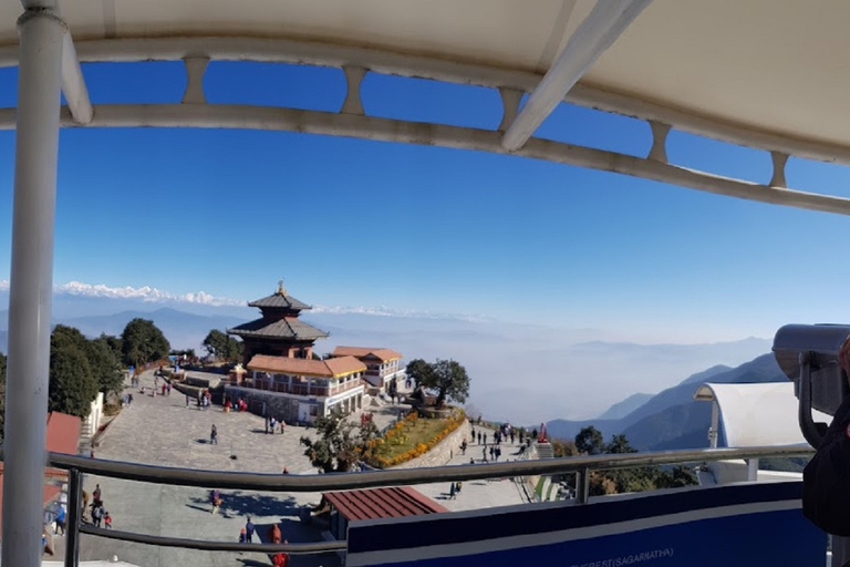 Hög bergsvandring och linbanefärd i Kathmandu ChandragiriHögsta bergsvandring och linbana i Kathmandu Chandragiri