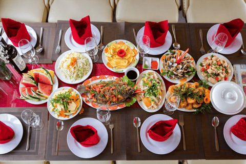 Drachenkönig 99 Ha Long Bay Tagesausflug