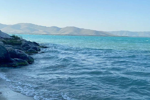 2 Countries in 1 Day:From Tbilisi to Armenia-Sevan & Yerevan