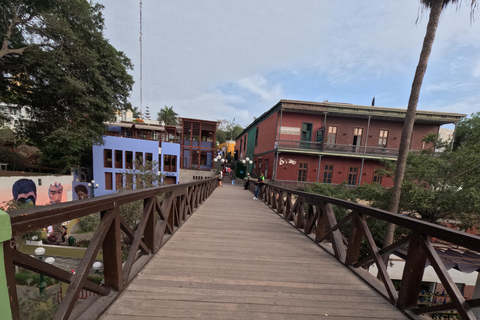 Entdecke den Zauber Limas bei Nacht: Parque de las Aguas+Barranco+Miraflores