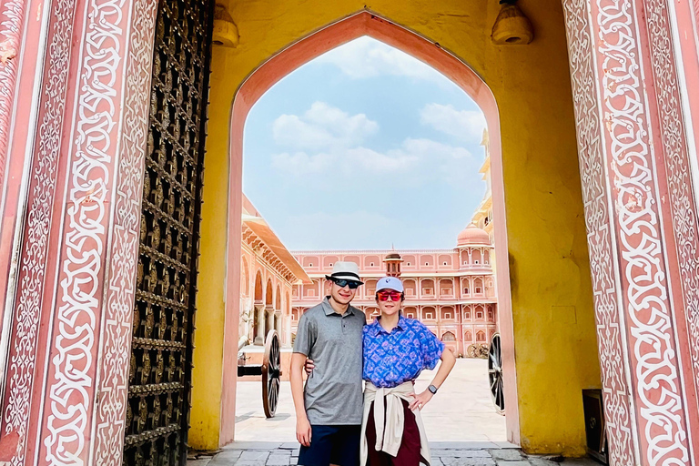 Delhi do Jaipuru: Prywatna jednodniowa wycieczka z lokalnym przewodnikiemWycieczka z all inclusive
