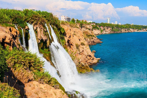 Antalya: Full-Day Lara Pirate Boat Trip with Lunch & Drinks Tour with Hotel Transfer