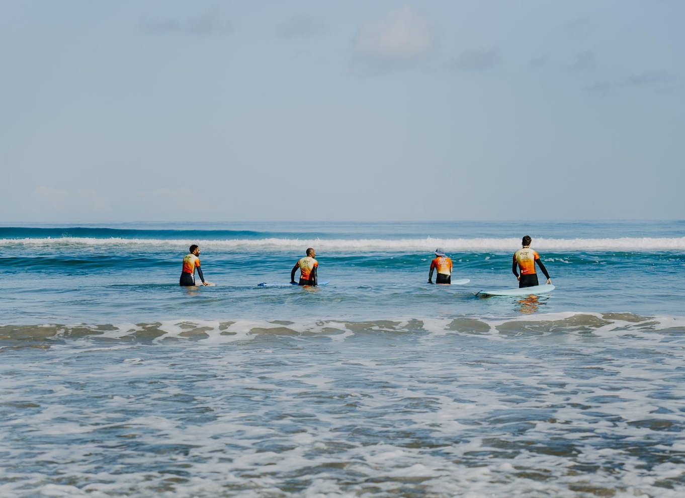 Lanzarote: Famara Beach Surfing lektion for alle niveauer