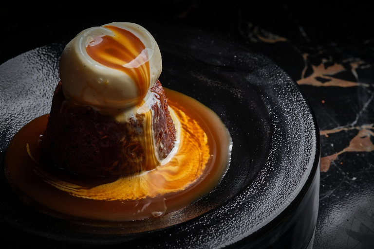 Bangkok: Penthouse Bar + Grill Cocktail Bar at Park Hyatt Sharing Set for 2 People