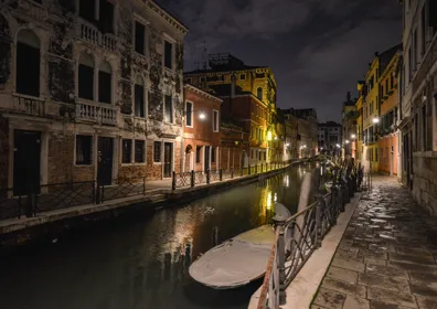 Venedig: Mysteriöse Geschichten von Geistern und Morden