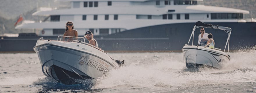 Agios Nikolaos : location de bateaux privés avec skipper en option
