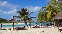 Mauritius, Full Day Catamaran Tour a Ile Aux Cerfs - Hizvo