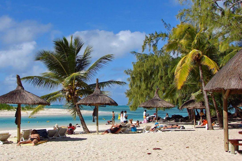 Mauritius:FDag Catamaran naar Ile Aux Cerfs - Lunch & TransferMauritius:FDag Catamaran naar Ile Aux Cerfs - Transfer & Lunch