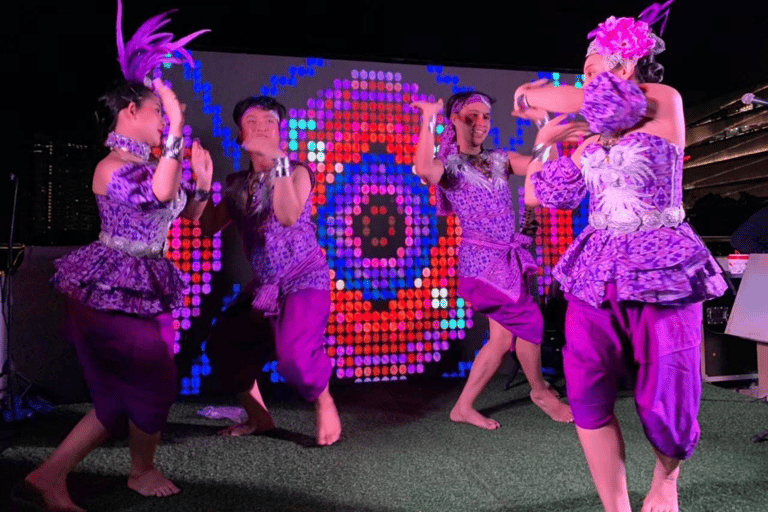 Bangkok: Alangka Luxury Cruise with Buffet and Live Music