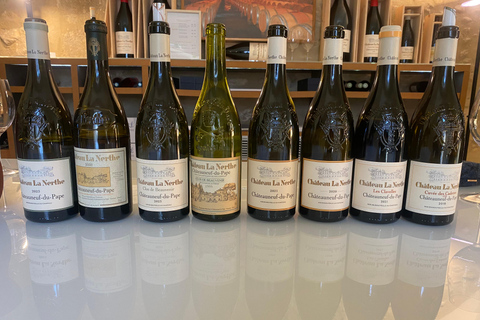 Châteauneuf-du-Pape: Full-day wine tour with sommelier