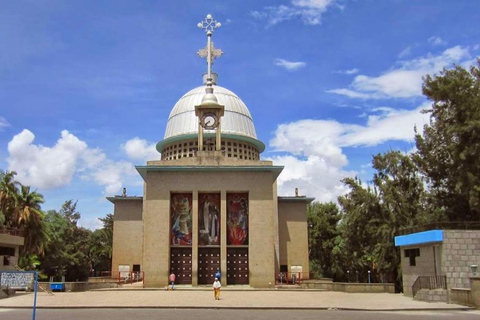 2 Tage Addis Abeba + Kloster, Paviane &amp; Portugiesische Brücke