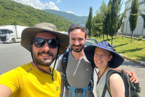 من باكو: جولة شيكي مع شريك سفر بي بي سي (خاص)