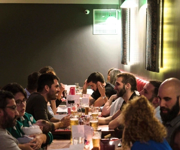 Edimburgo: Cena scozzese e musica popolare