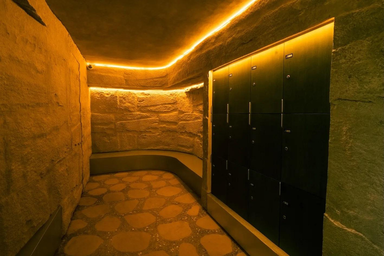 Bali/Canggu: Atlas Beach House Day Pass Full Day Pass