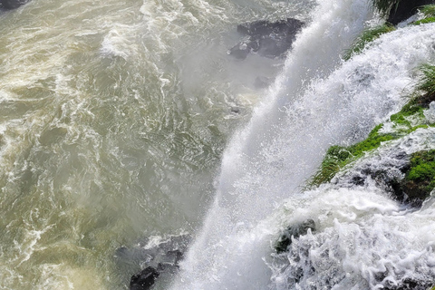 Tour privado de un día por las cataratas de Iguazú: Ambos lados, ¡el mismo día!