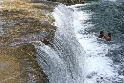 Port Vila: Chocolate Factory, Village, & Waterfall Tour Full Local Lunch Option