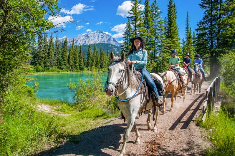 Banff National Park: 1-Hour Bow River Horseback Ride