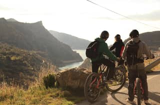Granada: Natur, Wildnis und authentische Dörfer E-Bike Tour