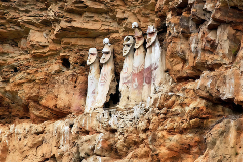 From Cajamarca: Excursion to Kuélap and Karajía Sarcophagi + hotel Spanish