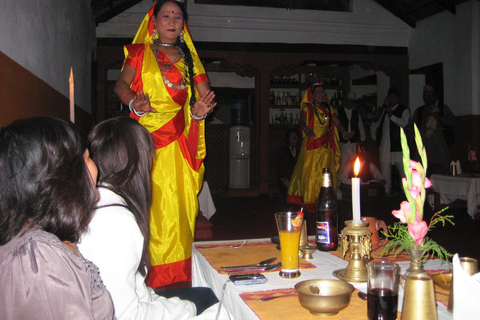 Middag med kulturföreställning i KathmanduMiddagsföreställning i Kathmandu