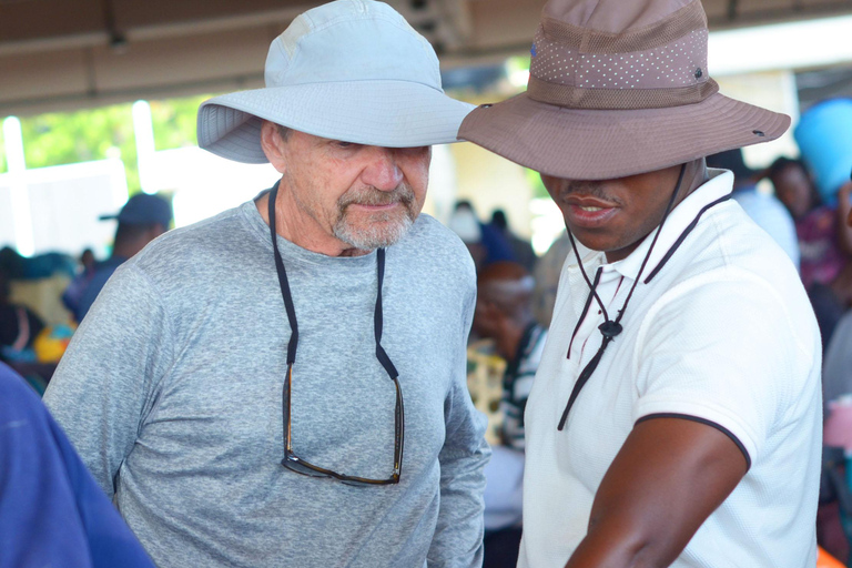 Avventura al mercato del pesce di Dar es salaam