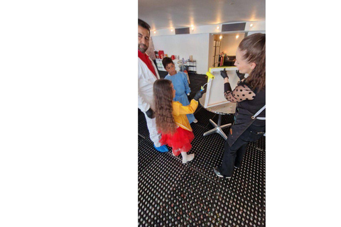 Luzern: creatieve schilderworkshop voor kinderen en gezinnenLuzern: Creatieve schilderworkshop voor kinderen en gezinnen in Luzern