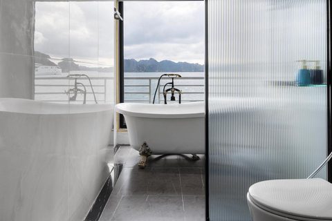 Ha Long 6★ Kreuzfahrt: 2-tägige Tour zur Titop-Insel und zur Sung Sot-Höhle