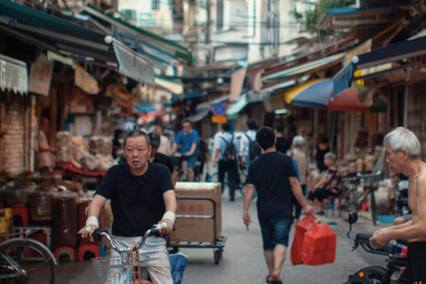 Guangzhou: Cantonese Morning Tea and Culture Walking Tour Group Tour: Cantonese Dim Sum & Culture Walking (MAX:15 )