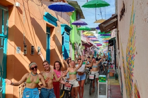Cartagena: Have fun on a bike tour through the old city