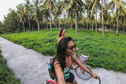 Ab Bali: 2-tägige Tour zu den Gili-Inseln & Strand-RessortAb Bali: 2-tägige Tour zu den Gili-Inseln & Strand-Bungalow