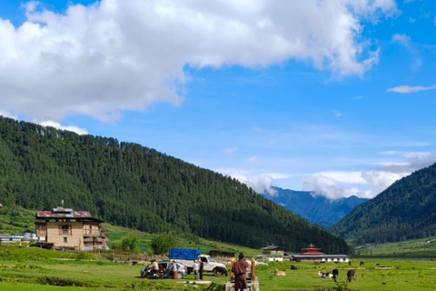 7-Days in Bhutan with River Rafting, Farm Lunch & Stone Bath