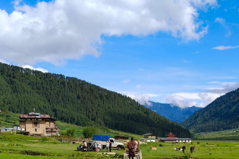 7-Days in Bhutan with River Rafting, Farm Lunch & Stone Bath