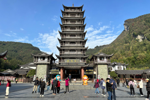 Zhangjiajie: Bailong Elevator & Tianzishan Cable Car Ticket East Gate Line B Package: Admission+Elevator Up+Cable Down