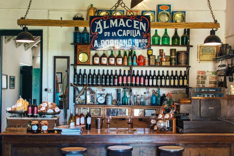 Almacén de la Capilla - doświadczenie winiarskie w CarmeloDoświadczenie i transport z Colonia del Sacramento