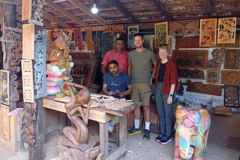 Kandy Full-Day Cultural & Scenic Tour with Local Guide