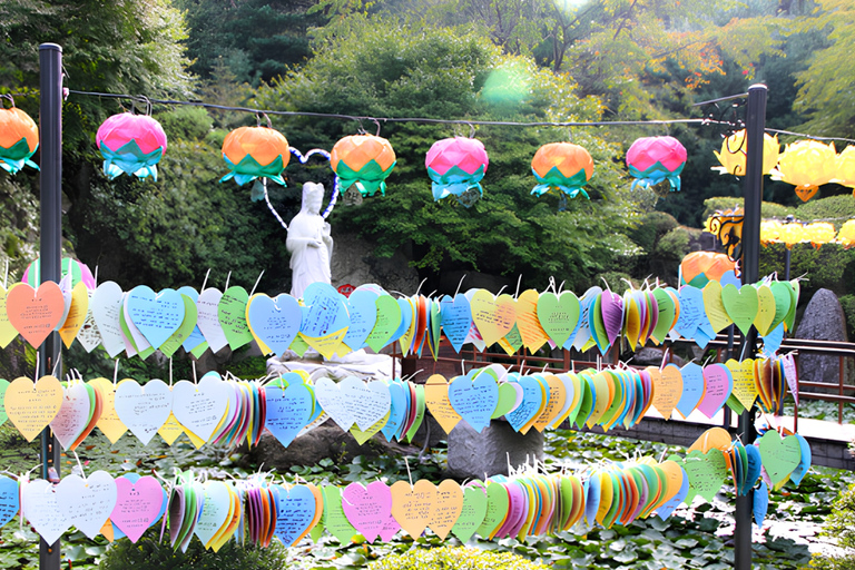 From Seoul: Buddhist Temple Experience & Nami Island Tour Group tour from Hotel the Designers Dongdaemun