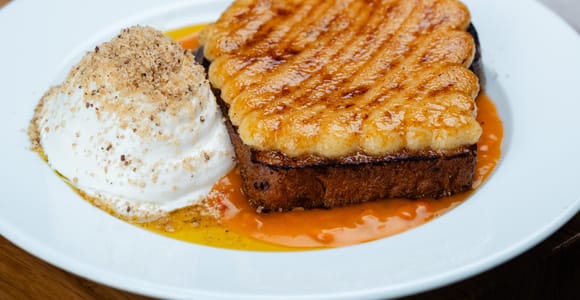 Berlin: Feinschmecker-Frühstück mit Champagner in Schöneberg