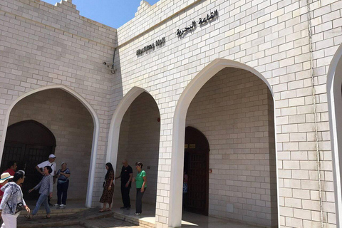 Salalah: Frankincense Museum Tour with Meal & Transfers