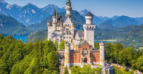 Munich: Neuschwanstein Castle Chinese Day Tour
