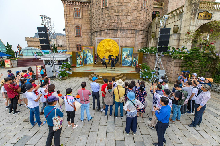 Från Da Nang: Heldagstur till Ba Na Hills och Golden BridgeFrån Da Nang: Dagsutflykt till Ba Na Hills och Golden Bridge