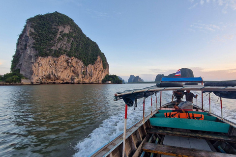 Phang Nga: Barco privado de cauda longa para James Bond e Koh PanyiPhang Nga: Barco particular de cauda longa para James Bond e Koh Panyi