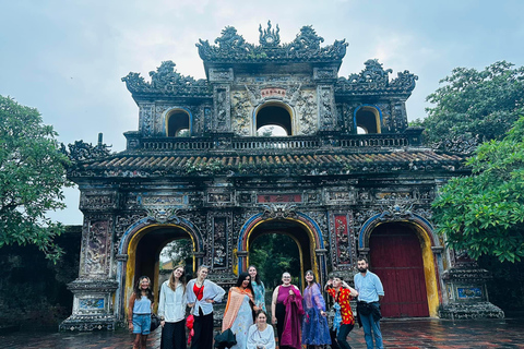 Da Nang eller Hoi An: Hue stadsvandring dagsutflykt med lunchFrån Da Nang Hue stadsvandring med lunch