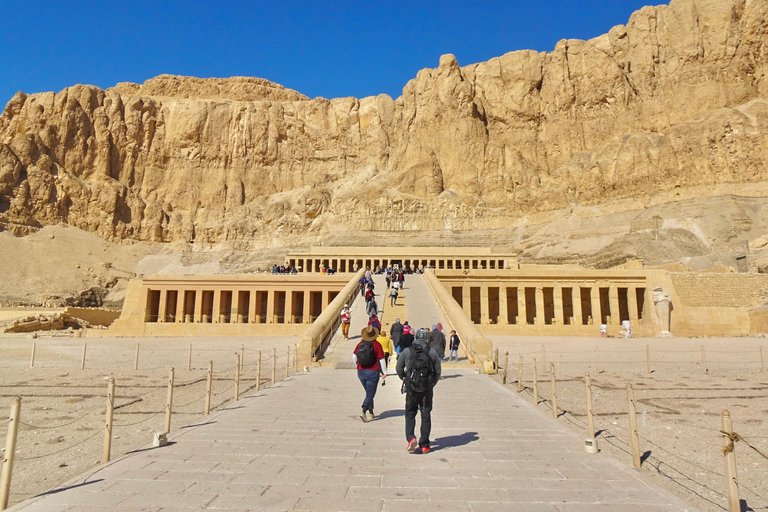 Hurghada: Luxor Tour with Valley of Kings, Karnak & Tut Tomb Shared Guided Tour with Lunch